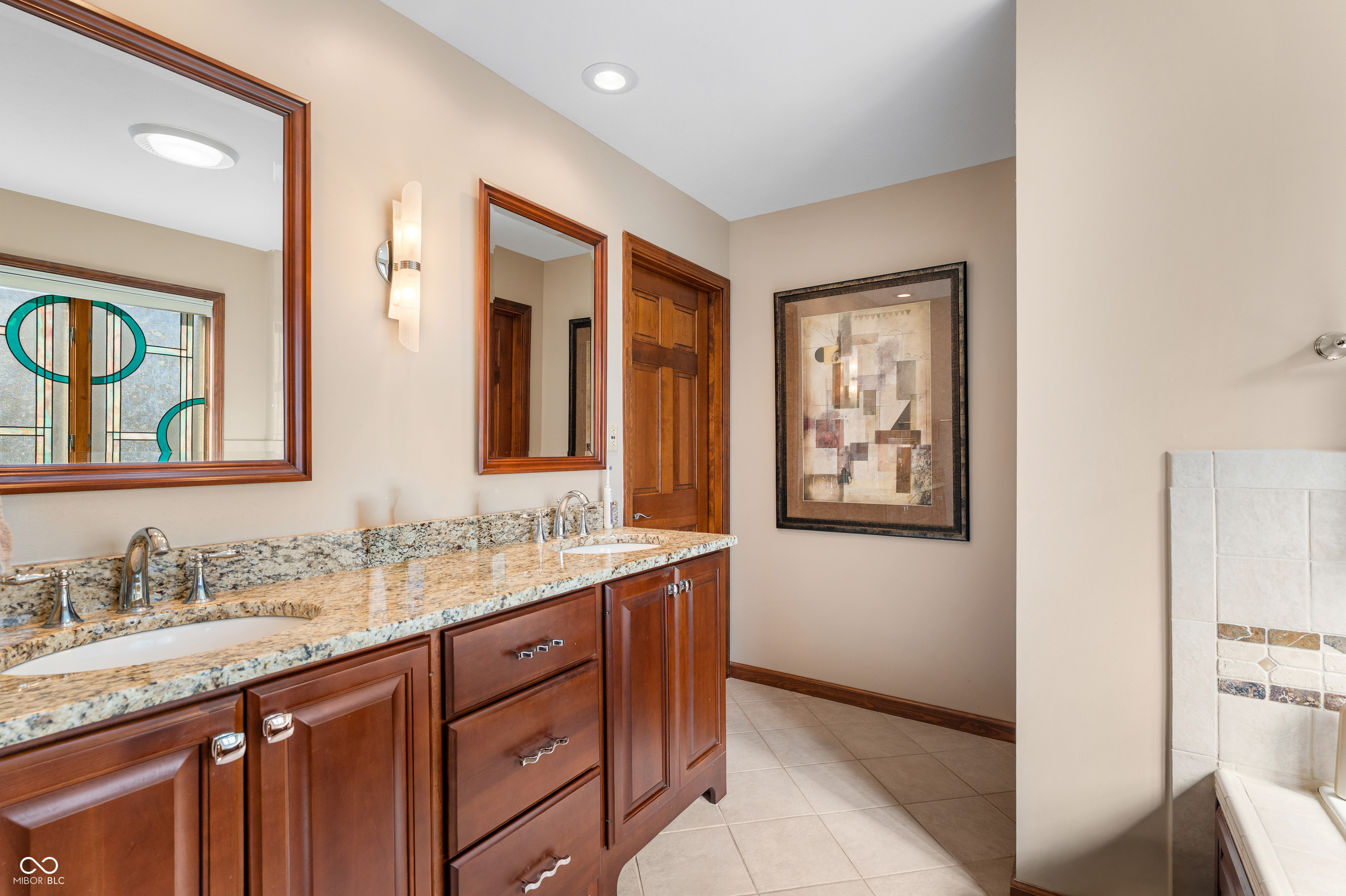 2534 Chestnut Street