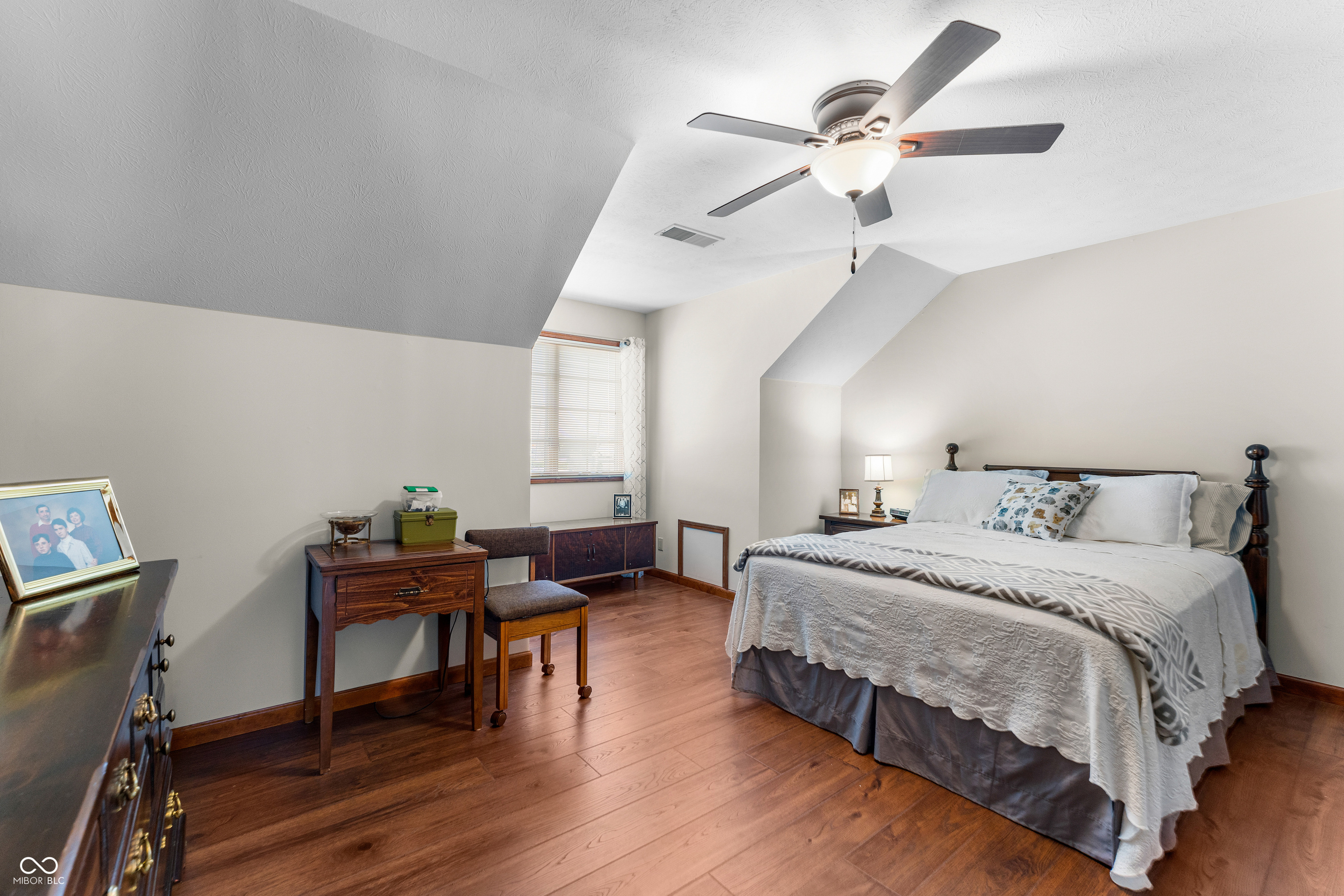 2534 Chestnut Street