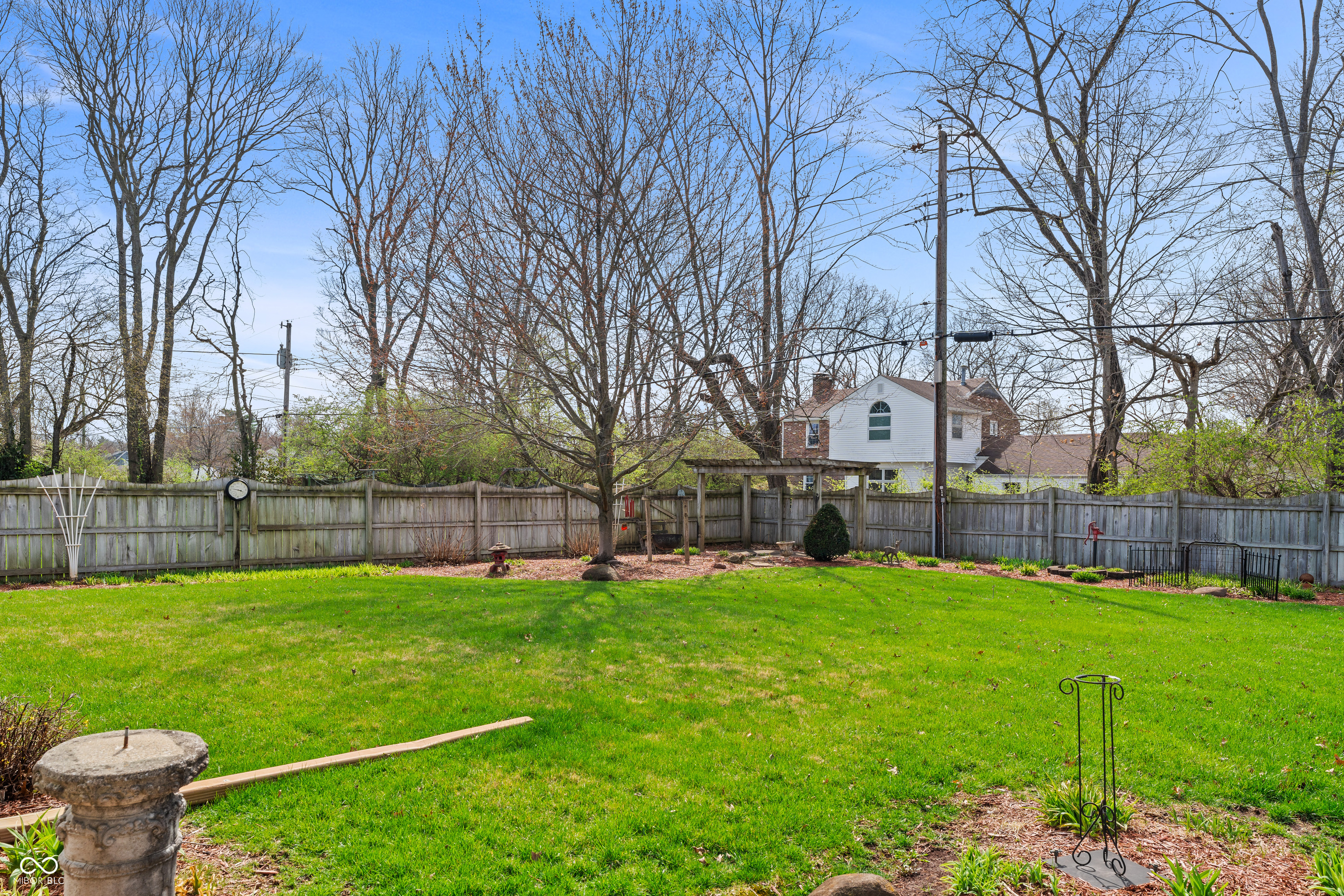 2534 Chestnut Street