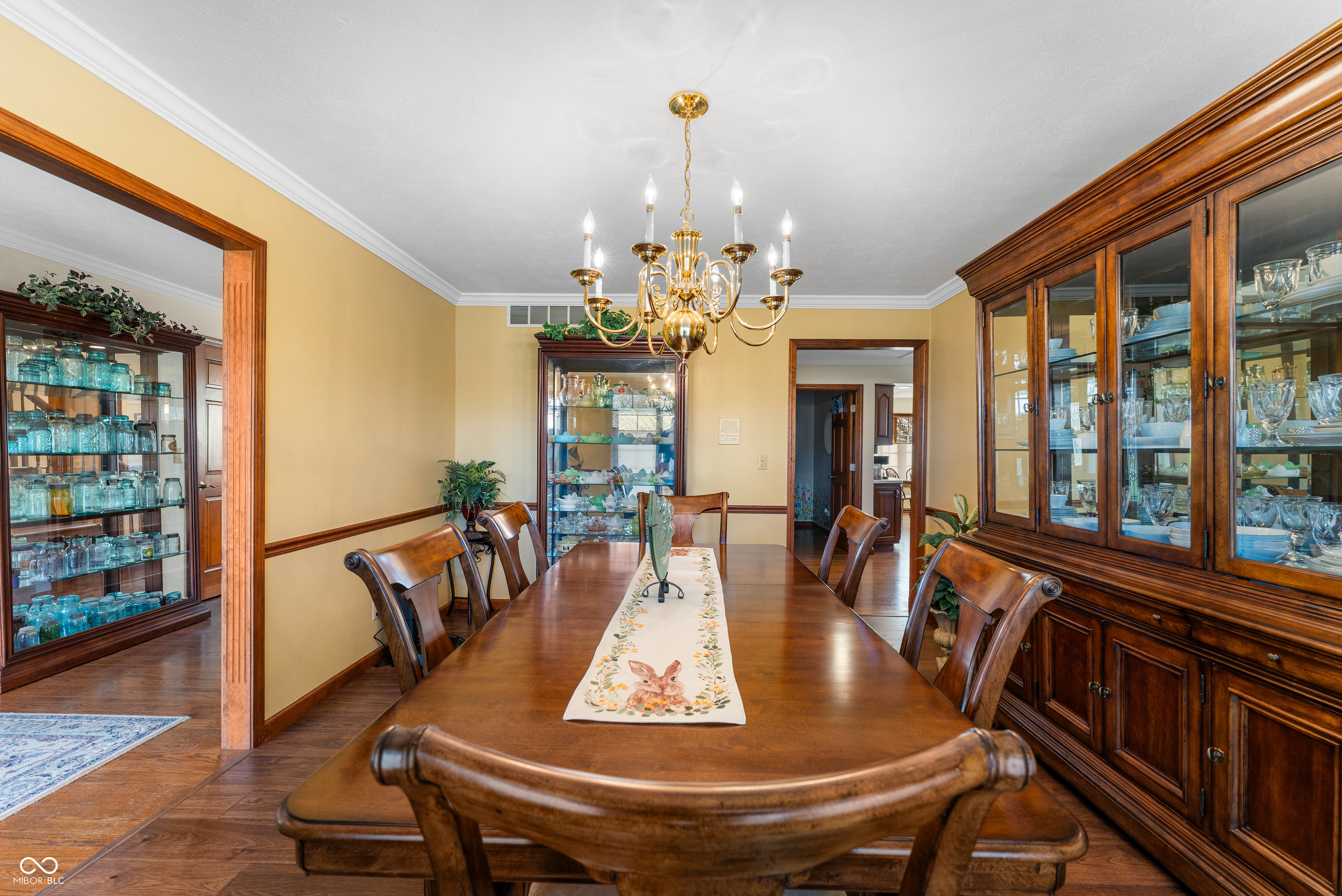 2534 Chestnut Street