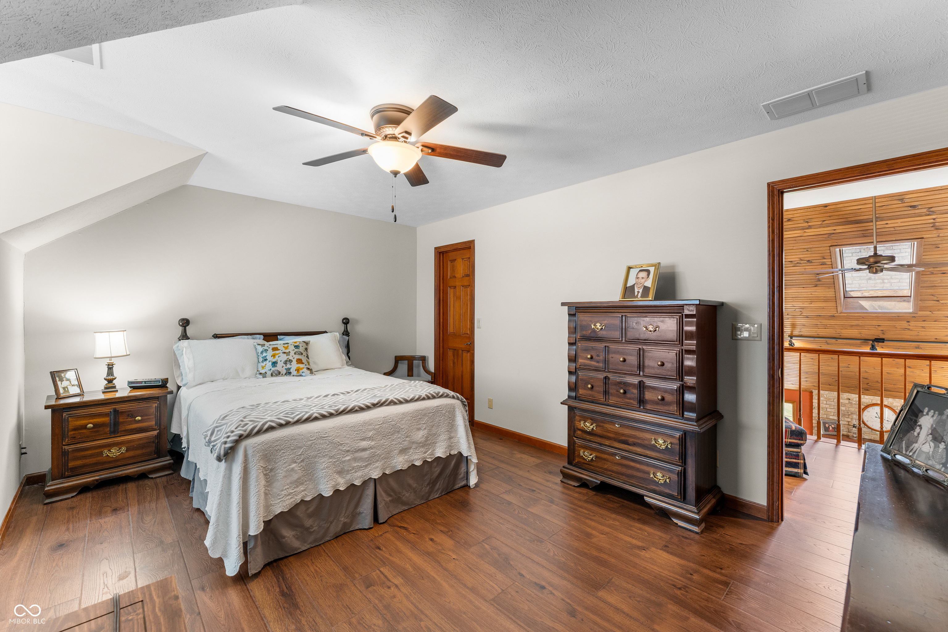 2534 Chestnut Street