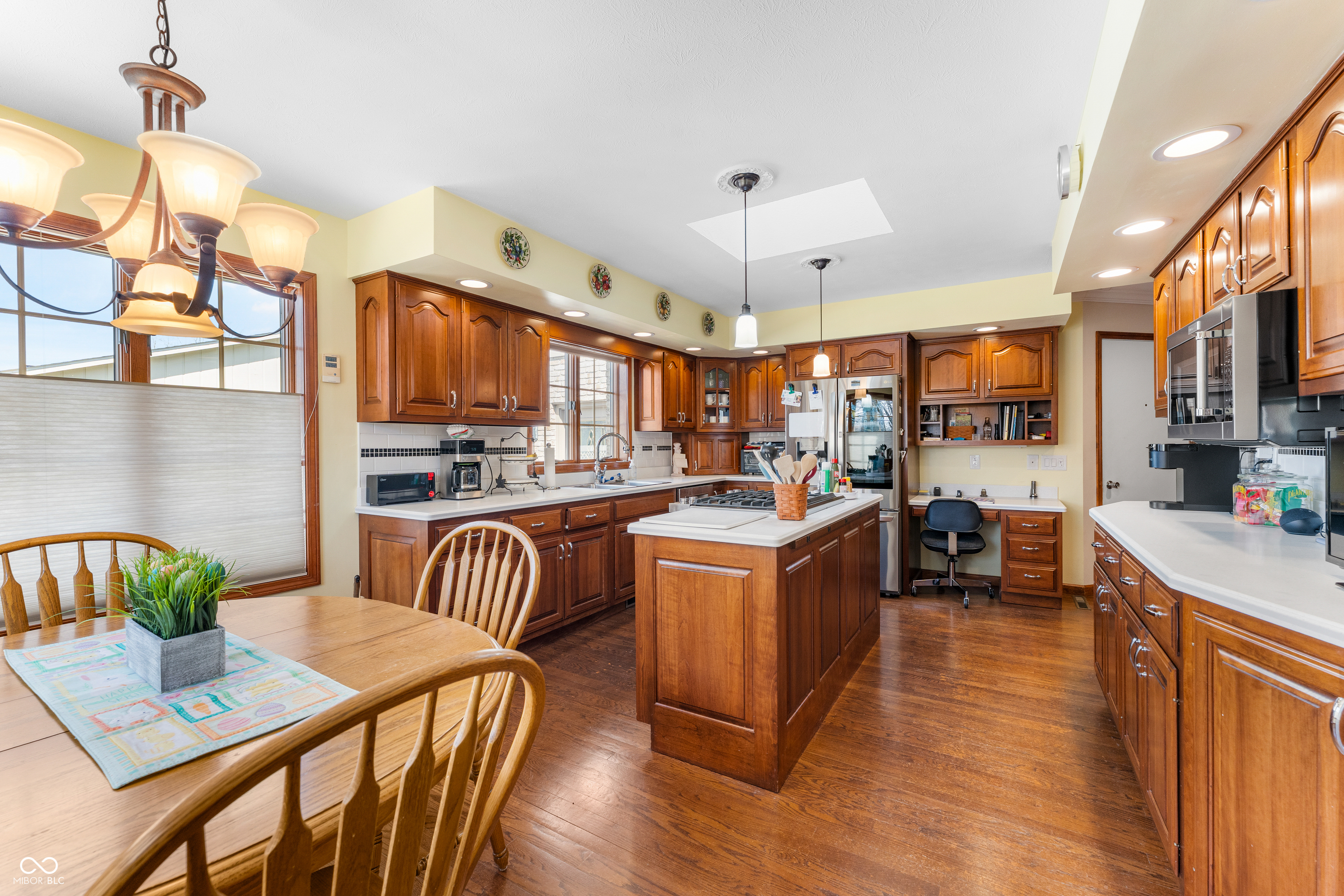 2534 Chestnut Street