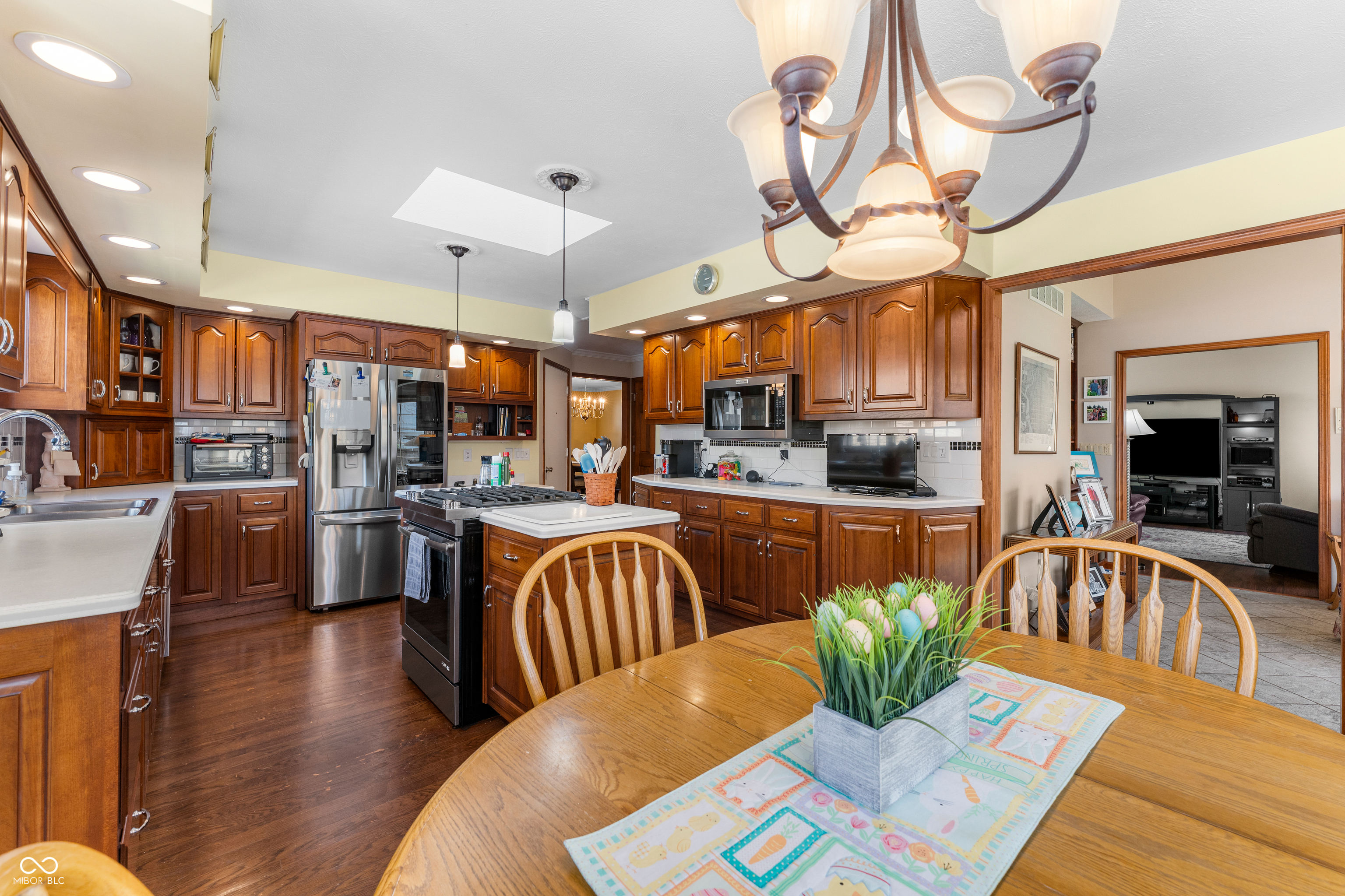 2534 Chestnut Street