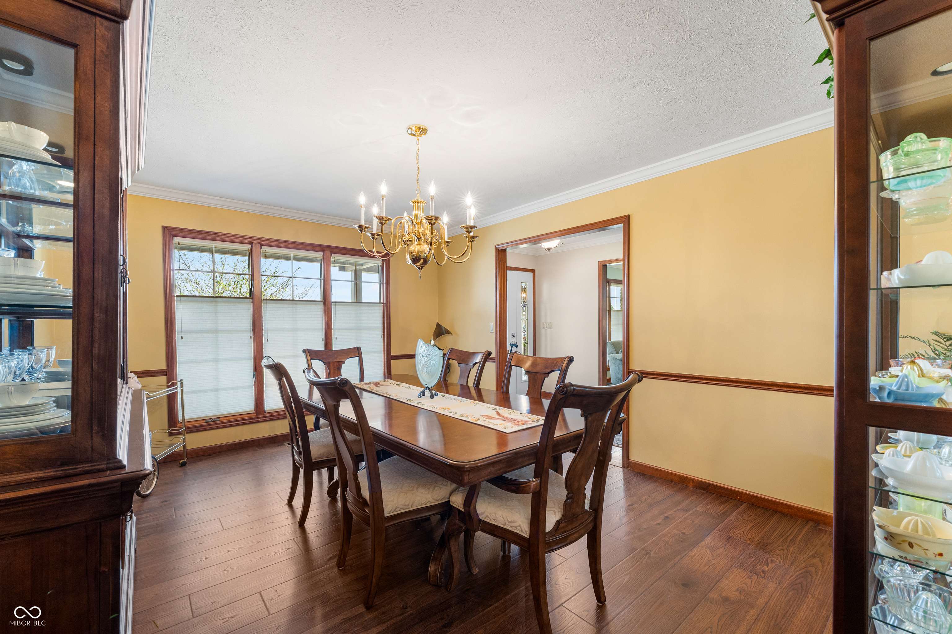 2534 Chestnut Street