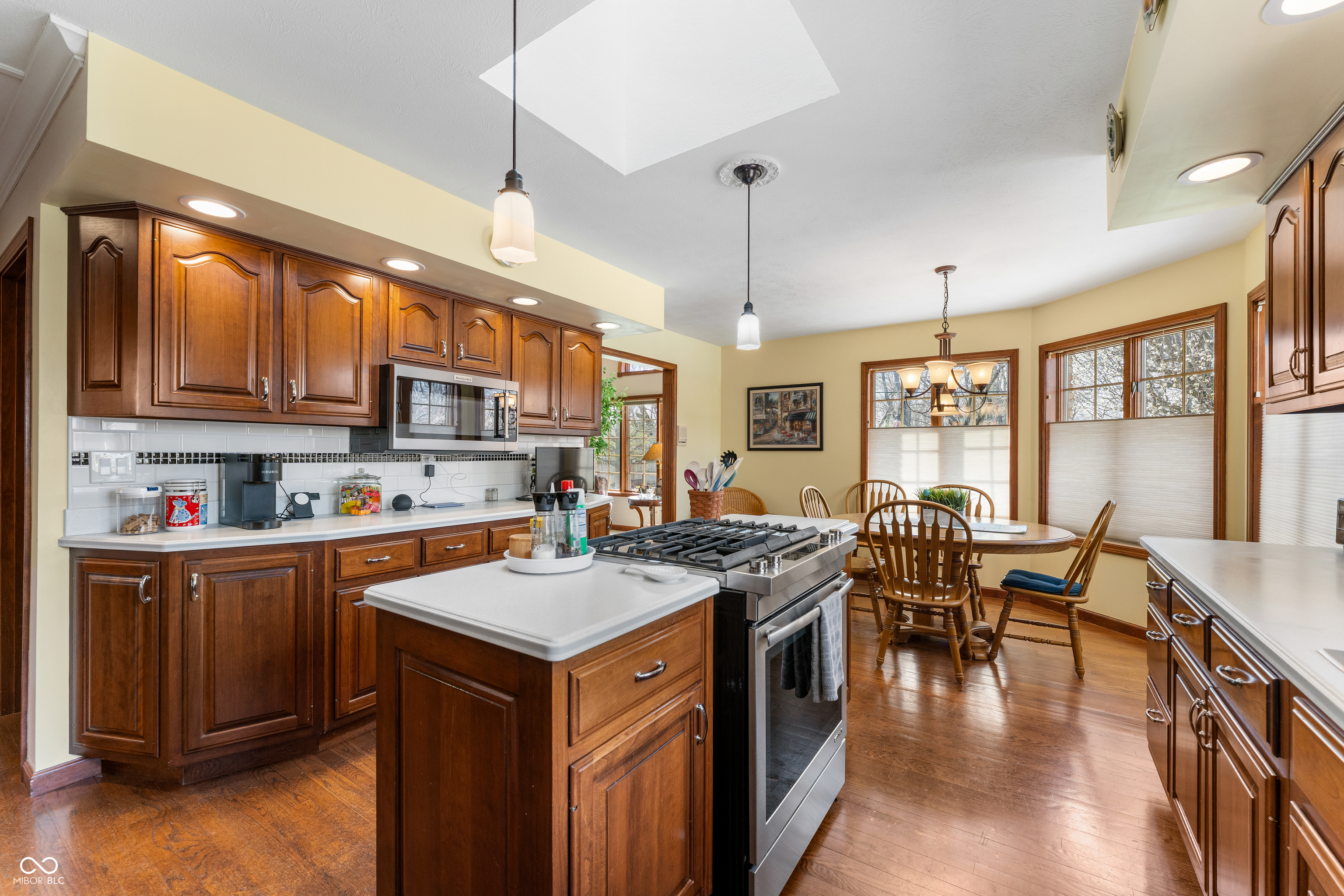 2534 Chestnut Street