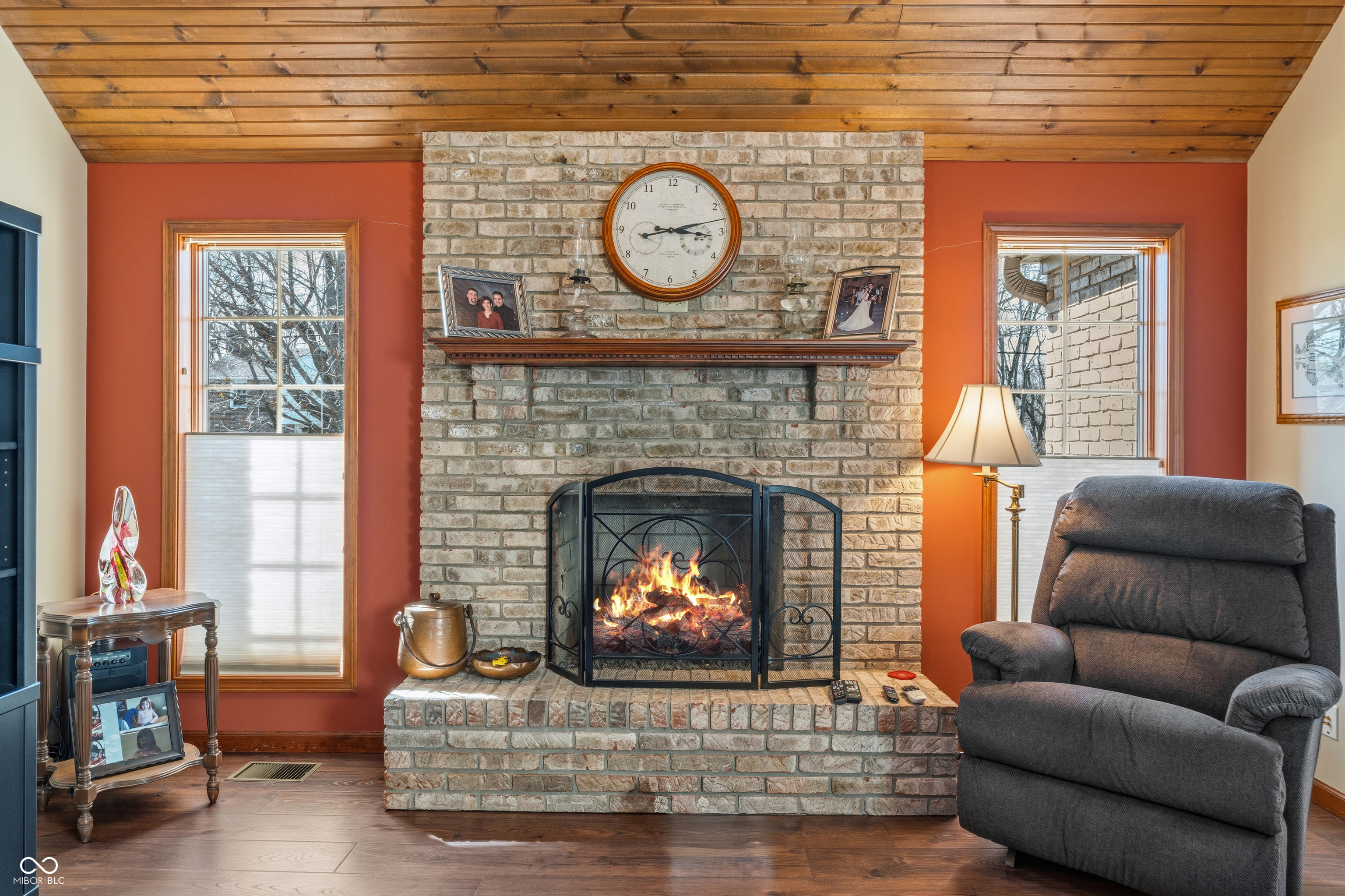 2534 Chestnut Street