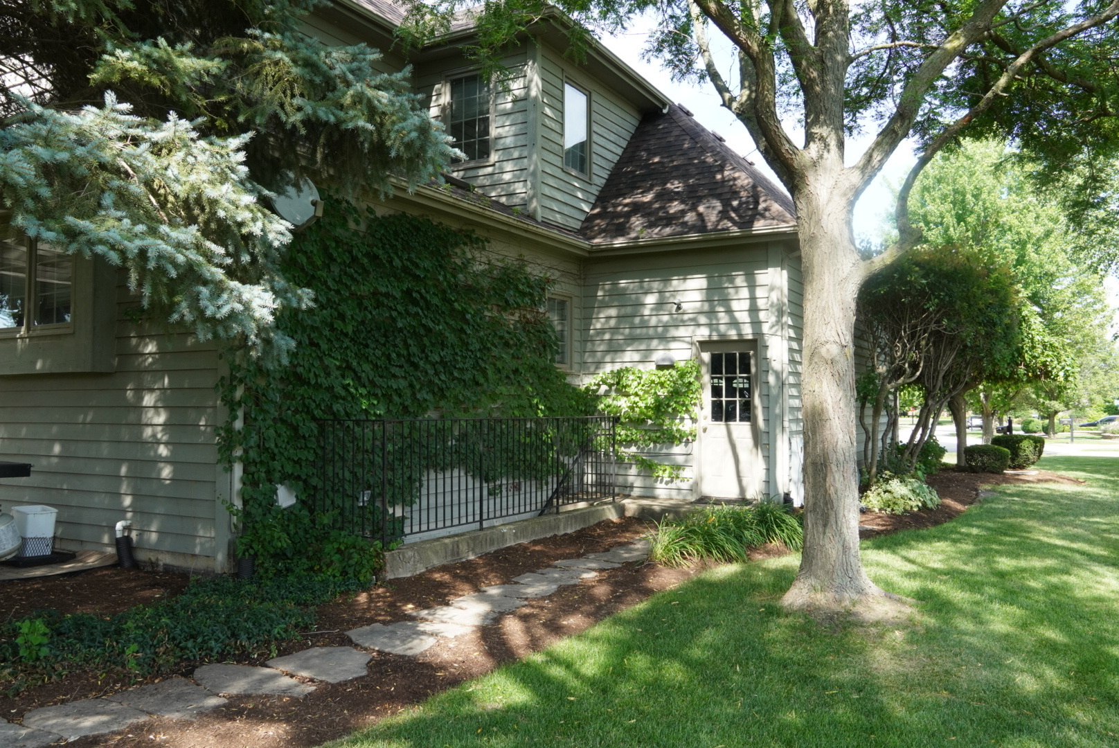 3919 Callander Court