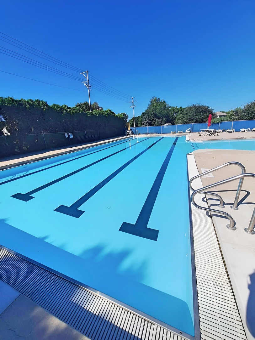 1707 Chestnut Hill Road