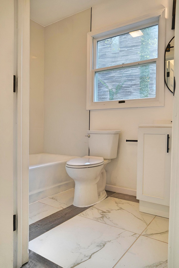 456 Roxbury Road
