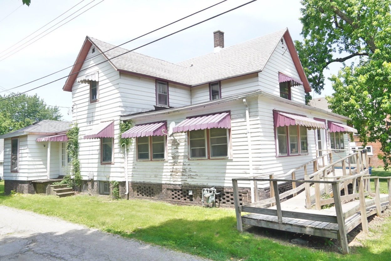 313 N 5th Street