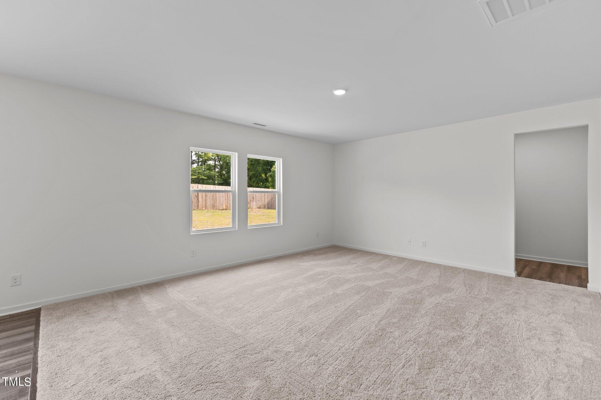 16 Lynn Ridge Drive