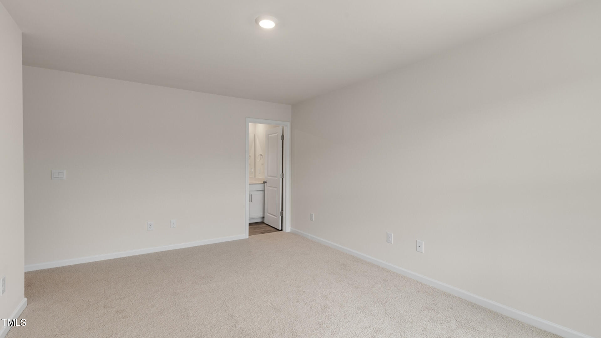 146 Rusling Leaf Drive