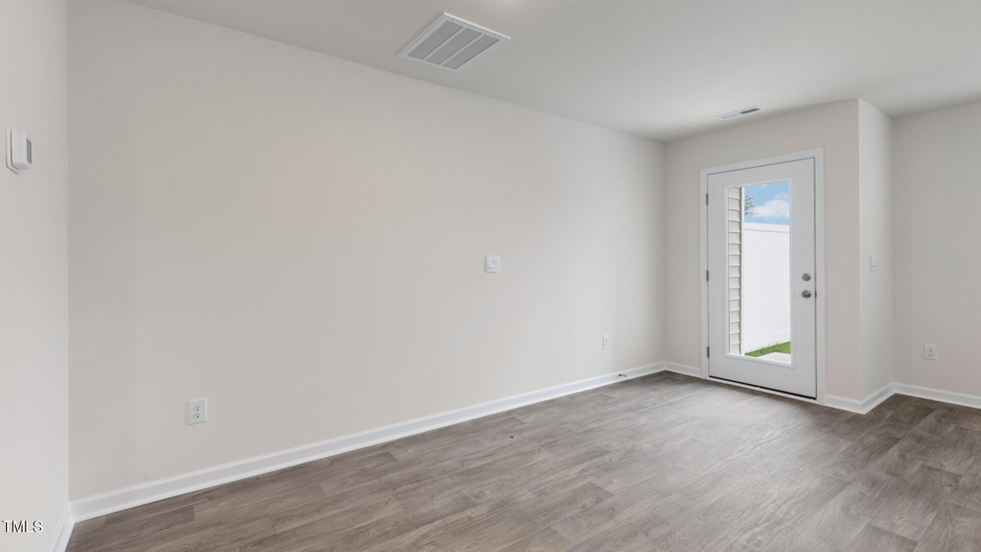 146 Rusling Leaf Drive