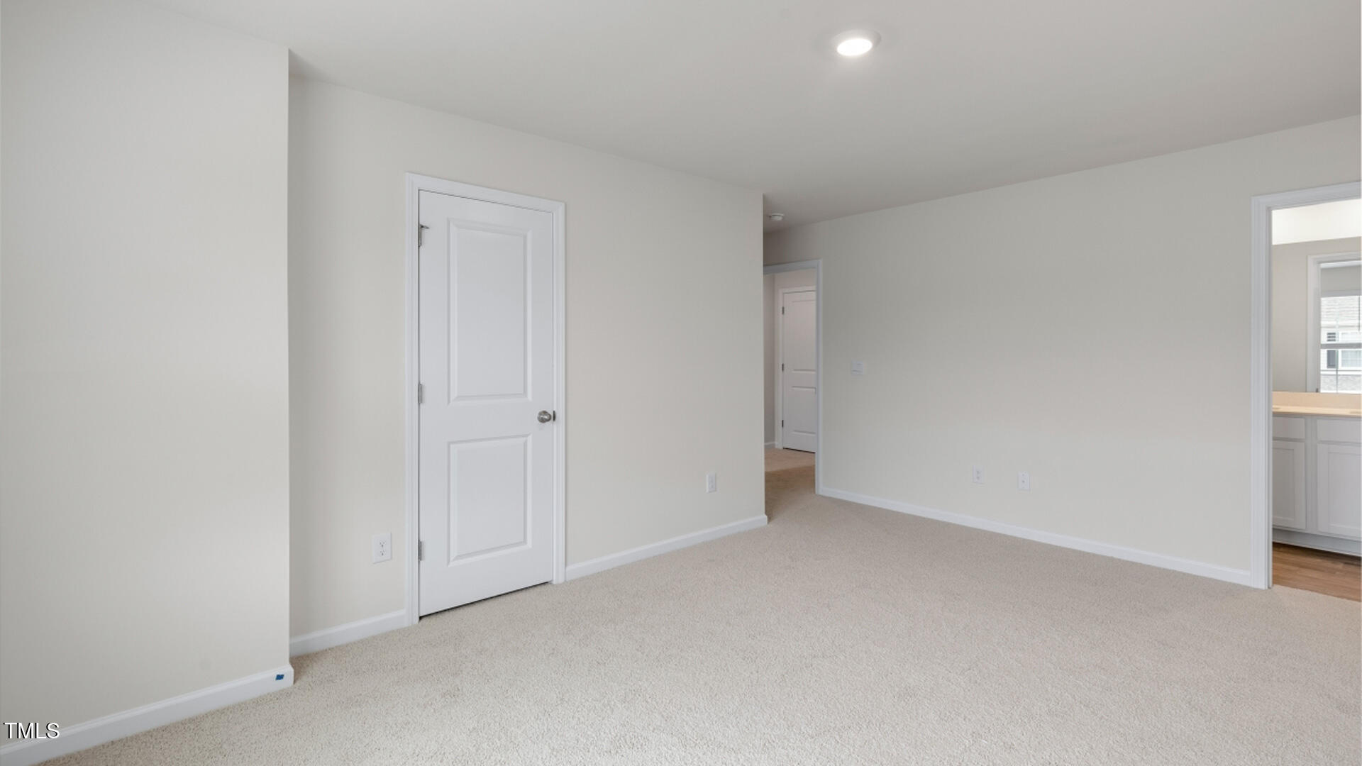 146 Rusling Leaf Drive