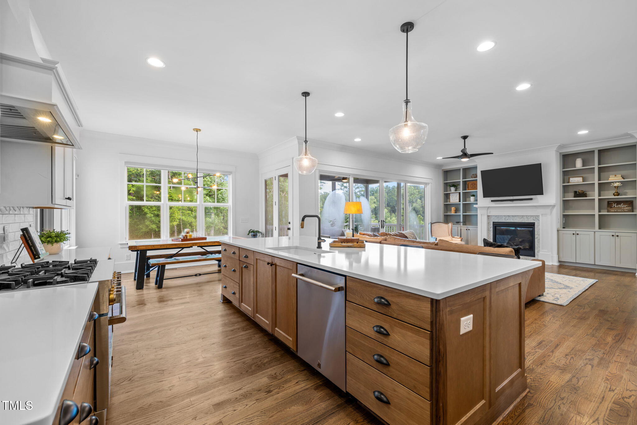 2612 Beaver Ridge Drive