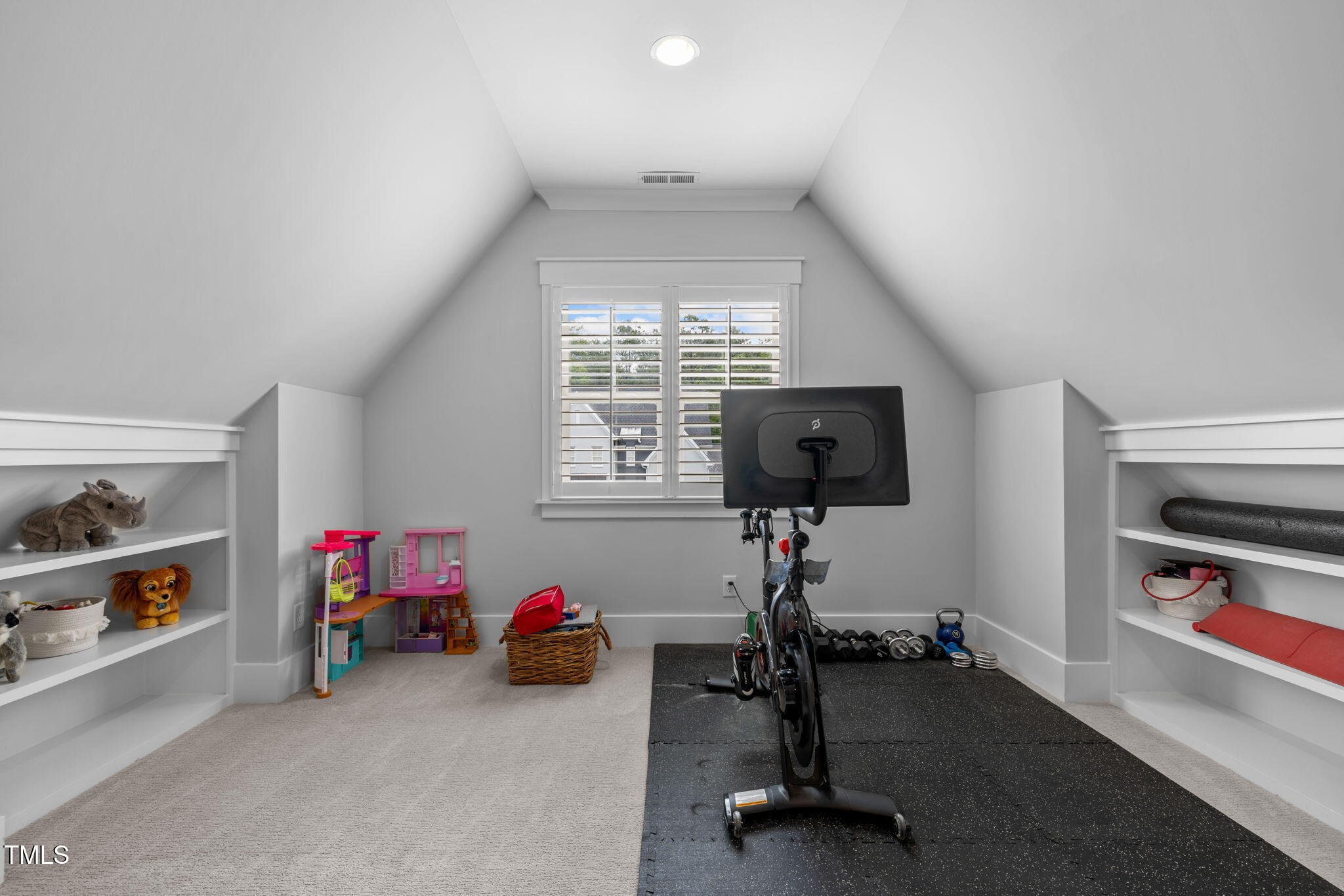 2612 Beaver Ridge Drive
