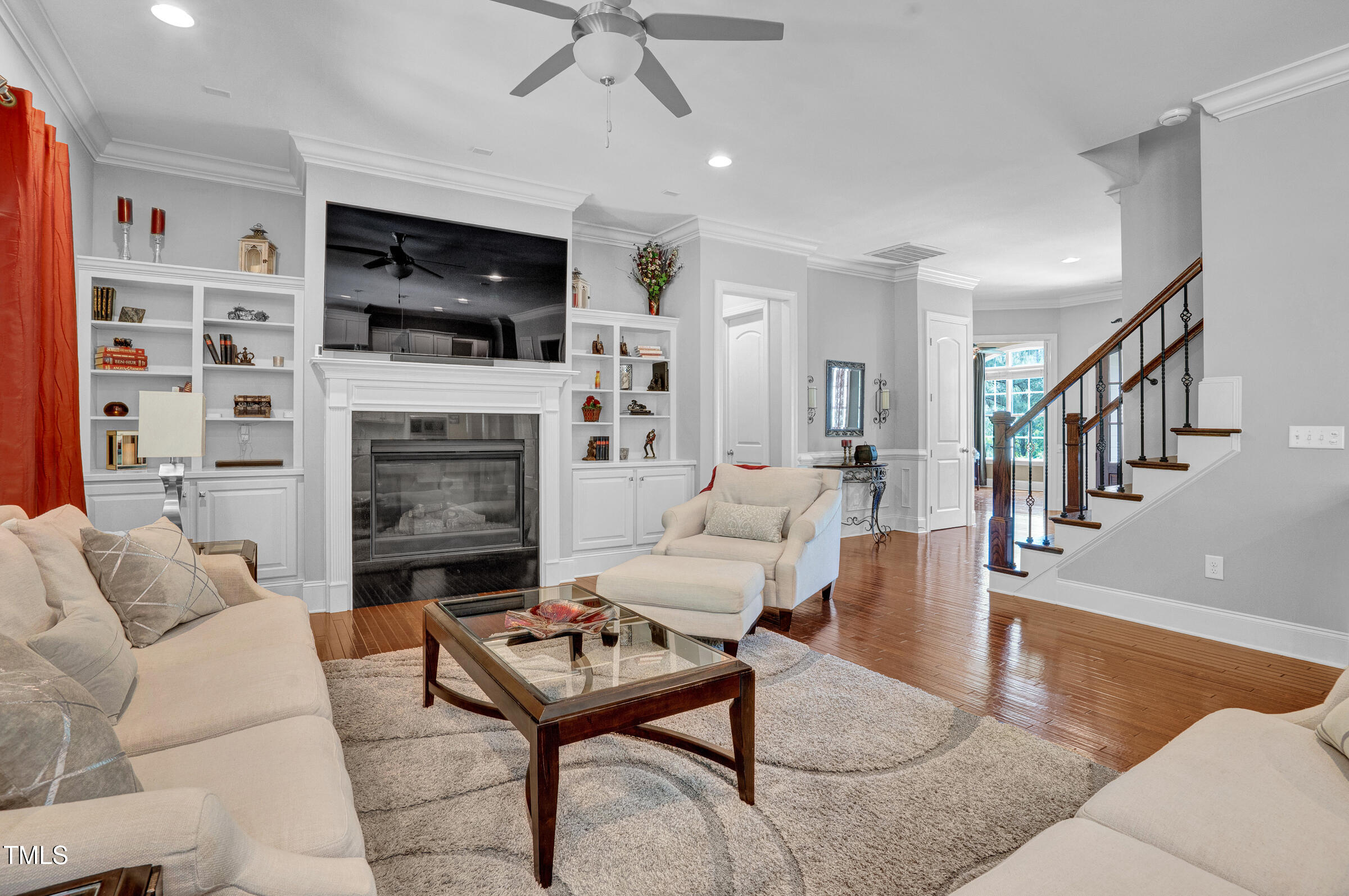 216 Colonial Ridge Drive