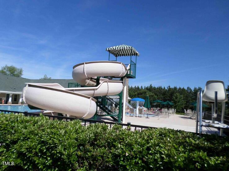 216 Colonial Ridge Drive