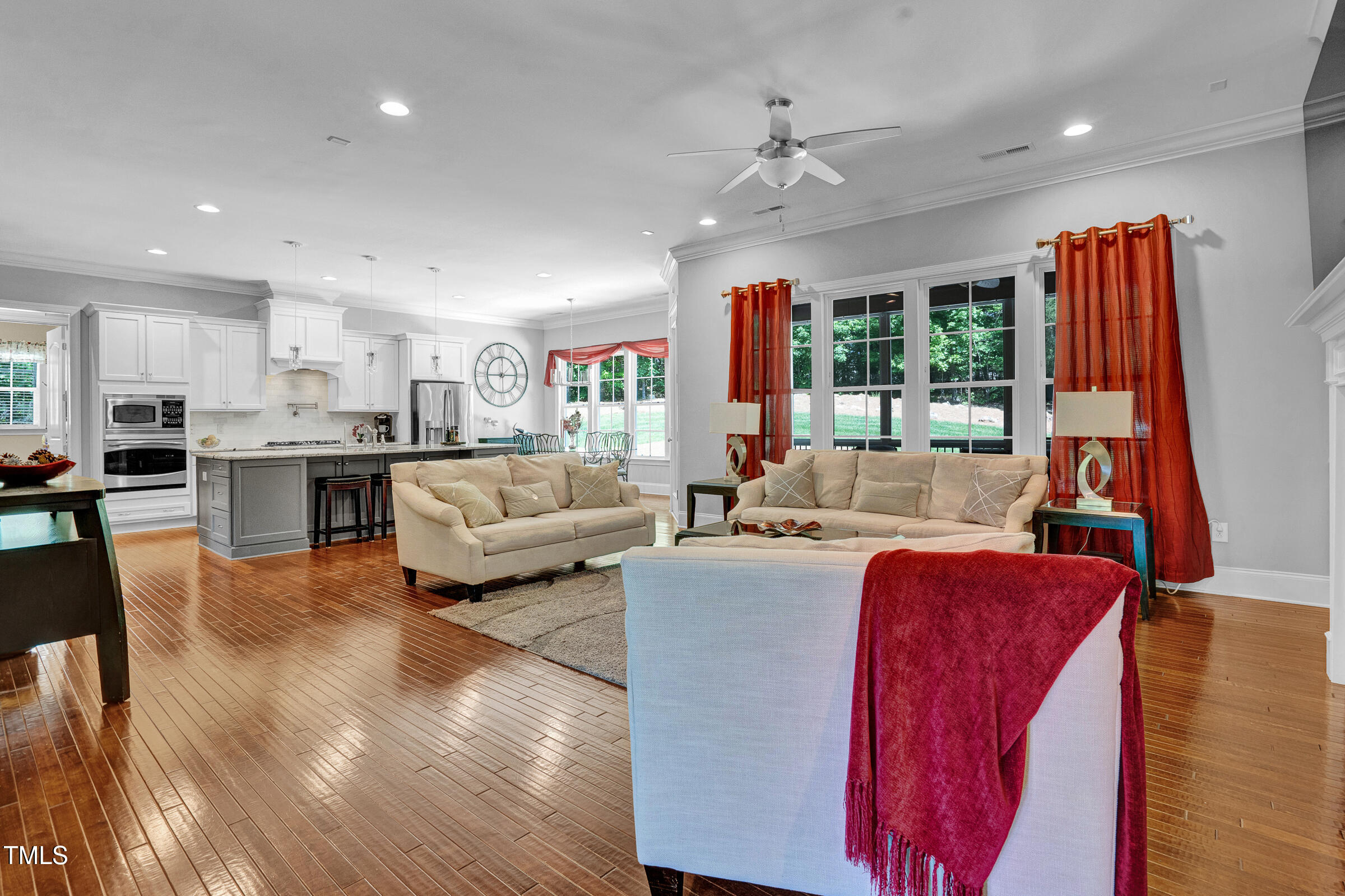 216 Colonial Ridge Drive