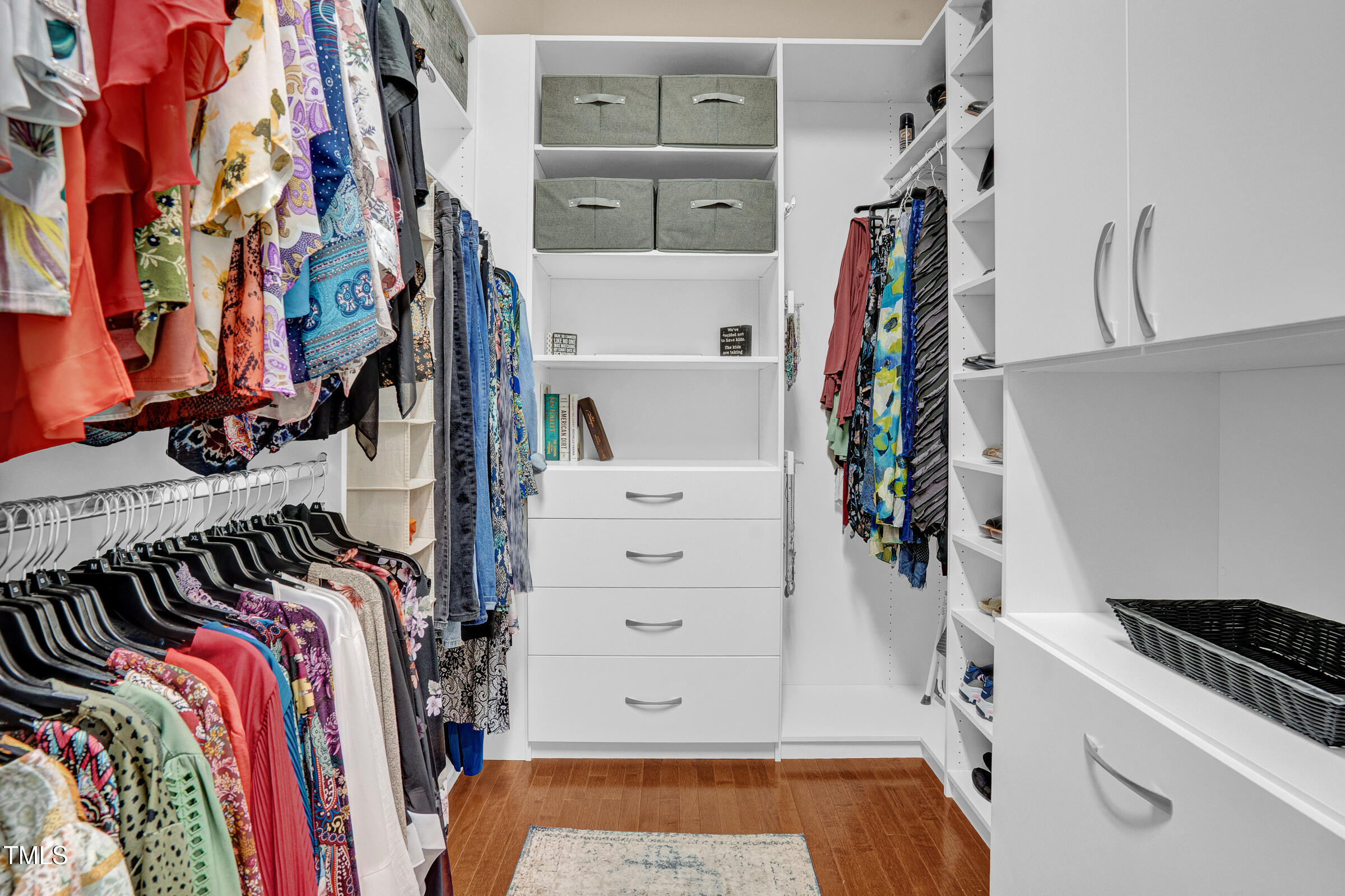 216 Colonial Ridge Drive