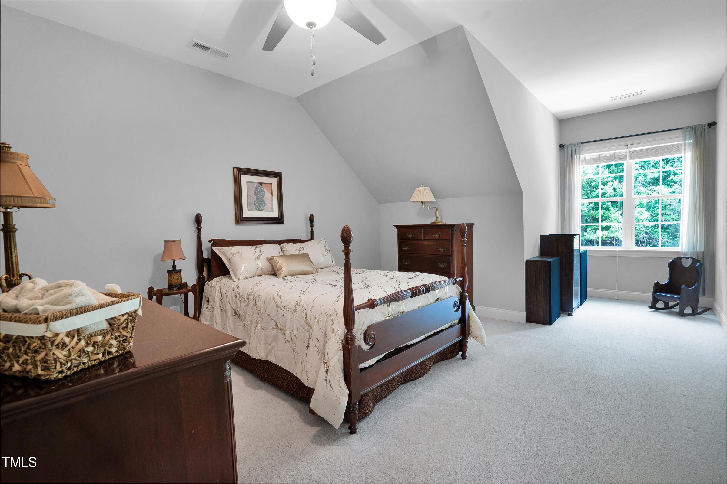 216 Colonial Ridge Drive