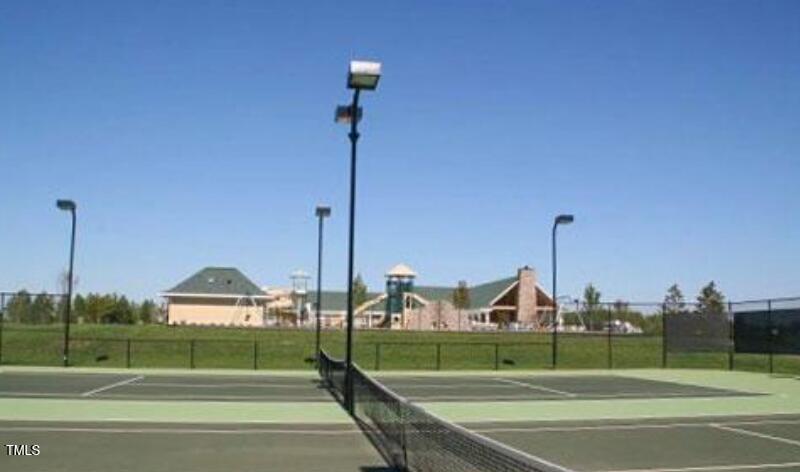 216 Colonial Ridge Drive