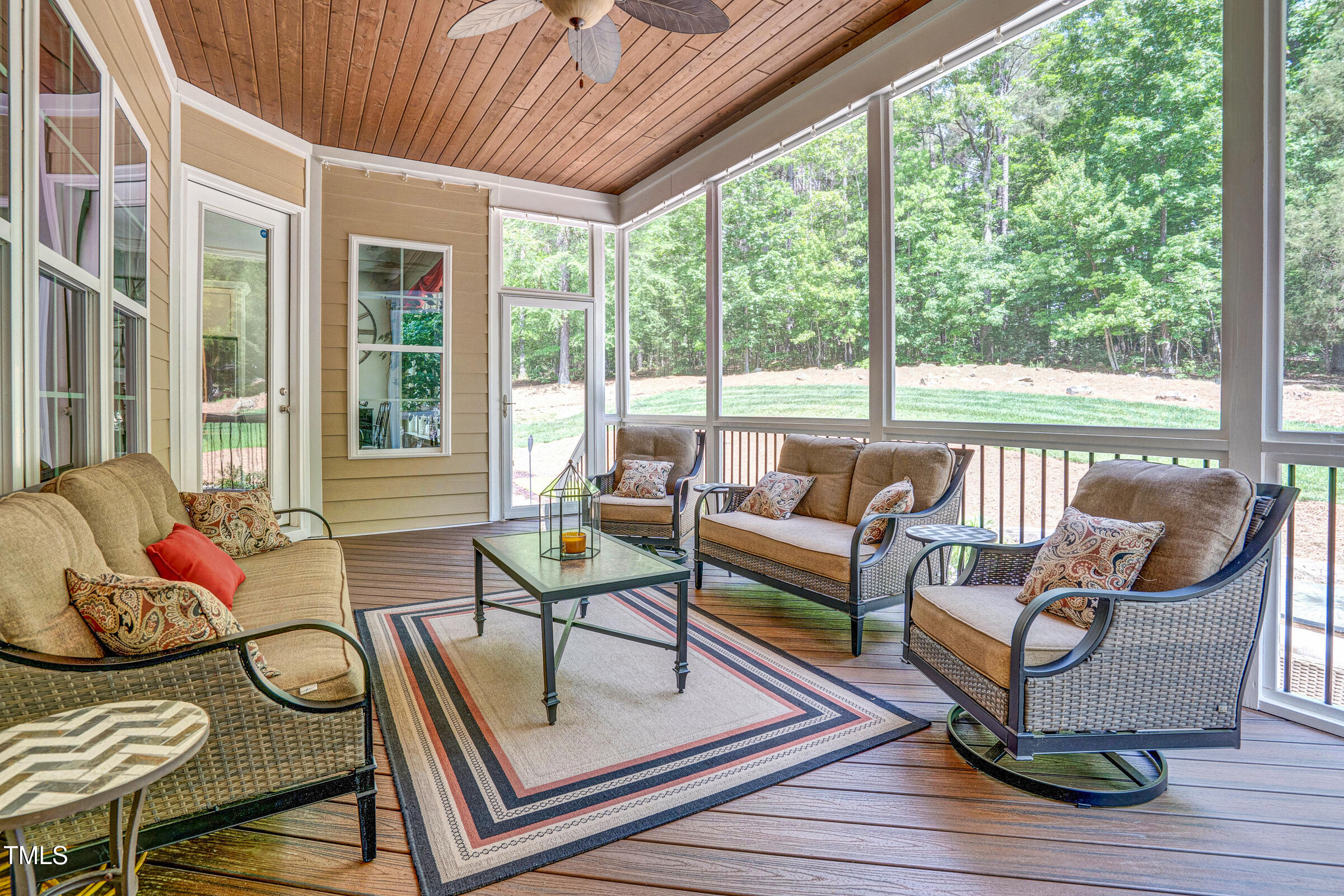 216 Colonial Ridge Drive