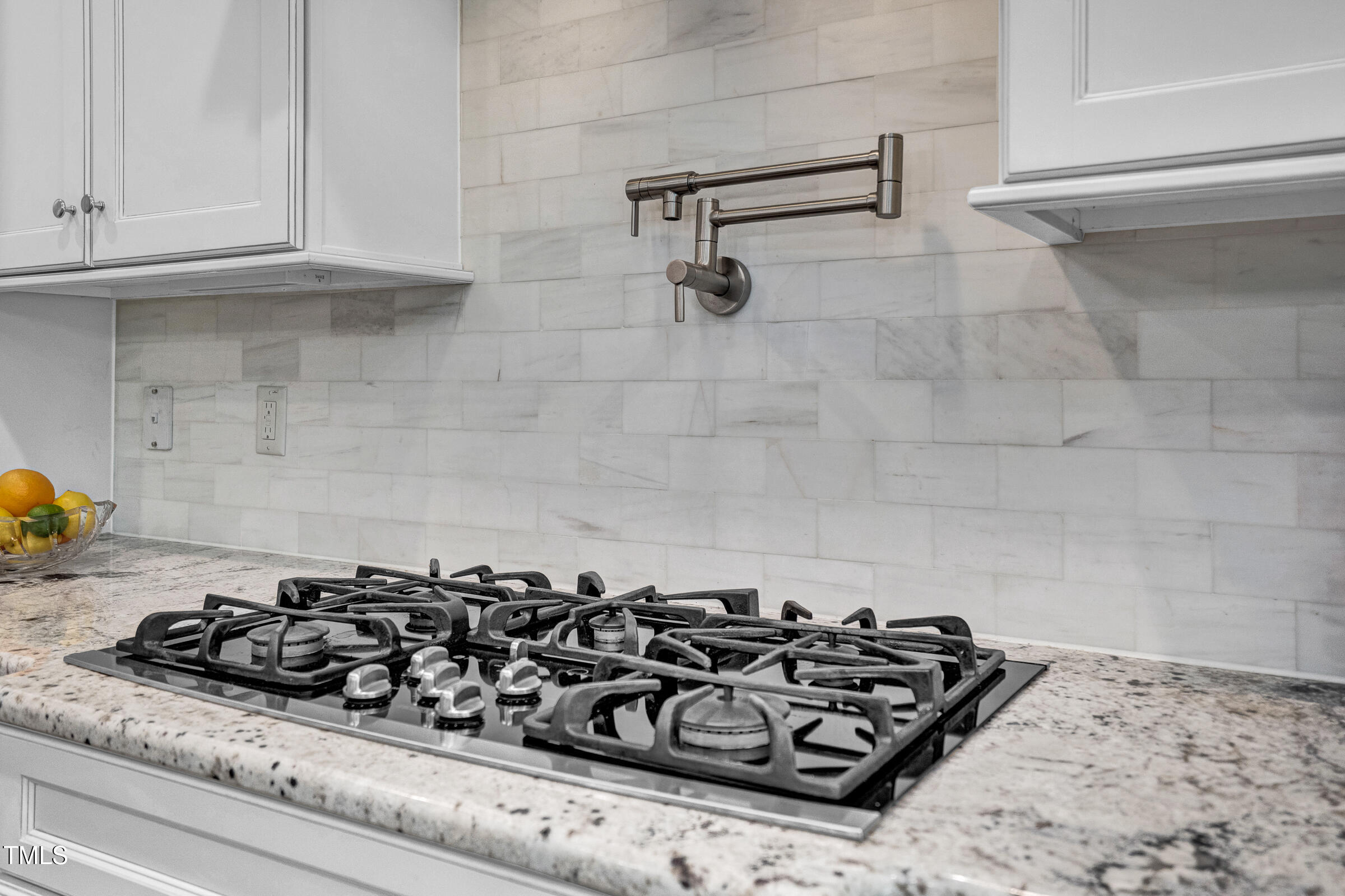 216 Colonial Ridge Drive