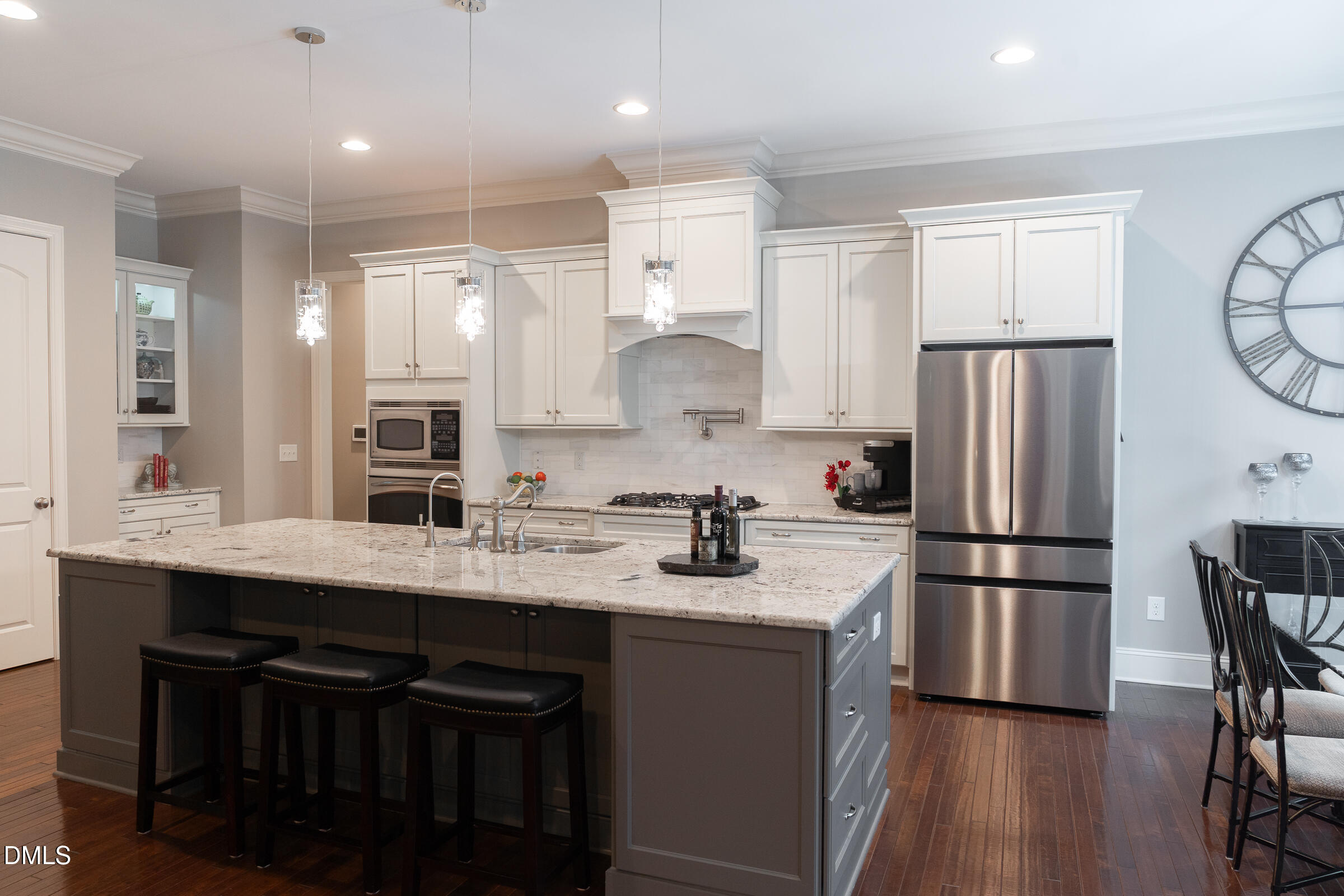 216 Colonial Ridge Drive
