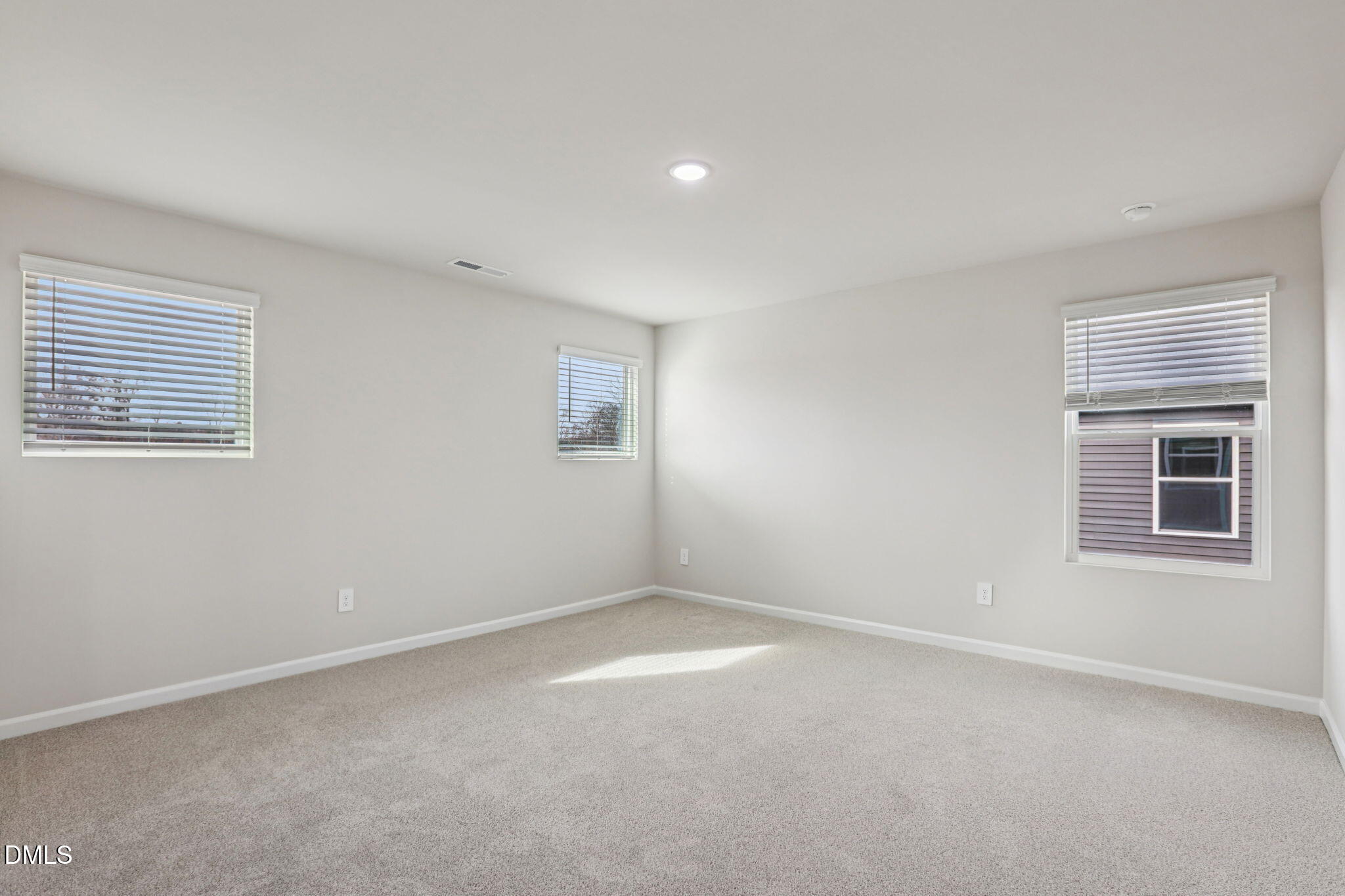 157 N Field Sparrow Way