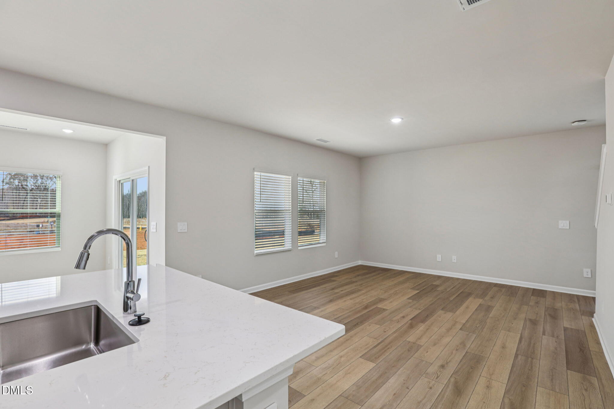 157 N Field Sparrow Way