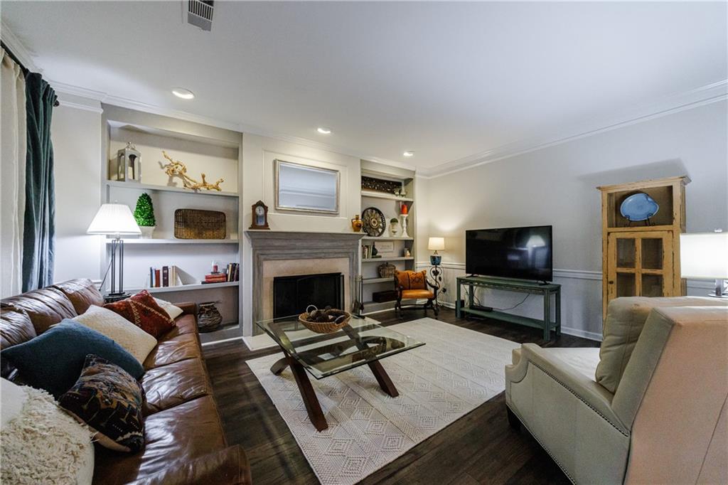 2525 Woodbrook Court