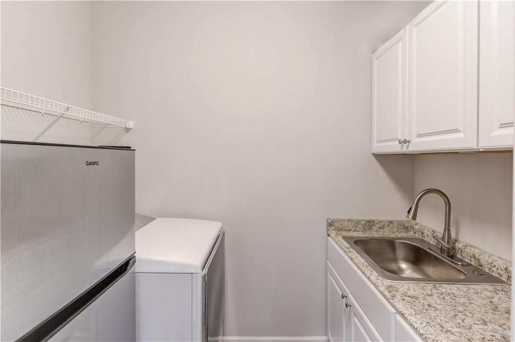 4422 Chestnut Oak Way SW