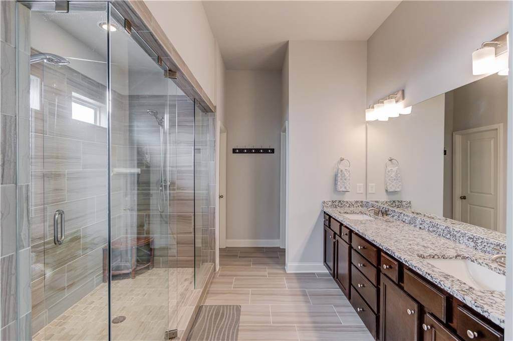 4422 Chestnut Oak Way SW