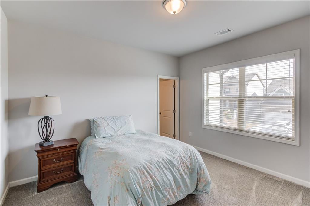 4422 Chestnut Oak Way SW