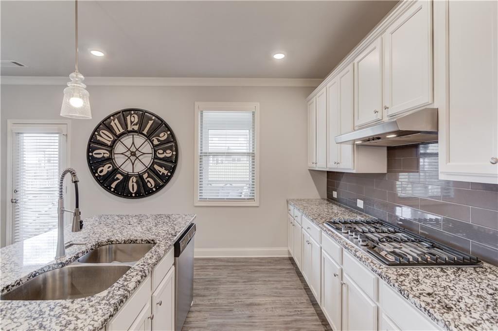 4422 Chestnut Oak Way SW