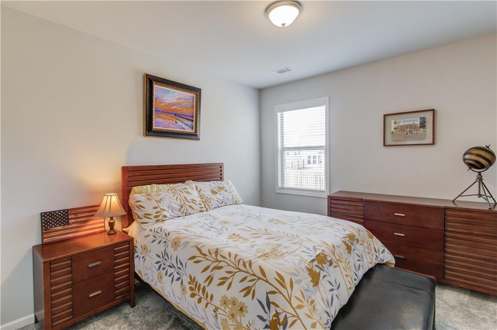 4422 Chestnut Oak Way SW