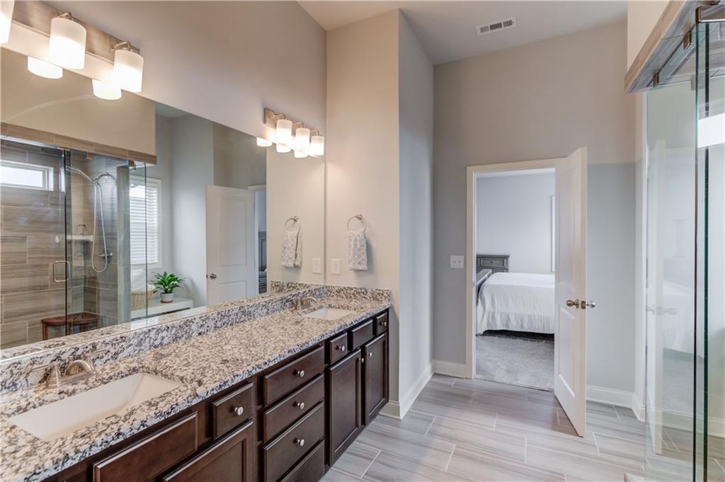 4422 Chestnut Oak Way SW