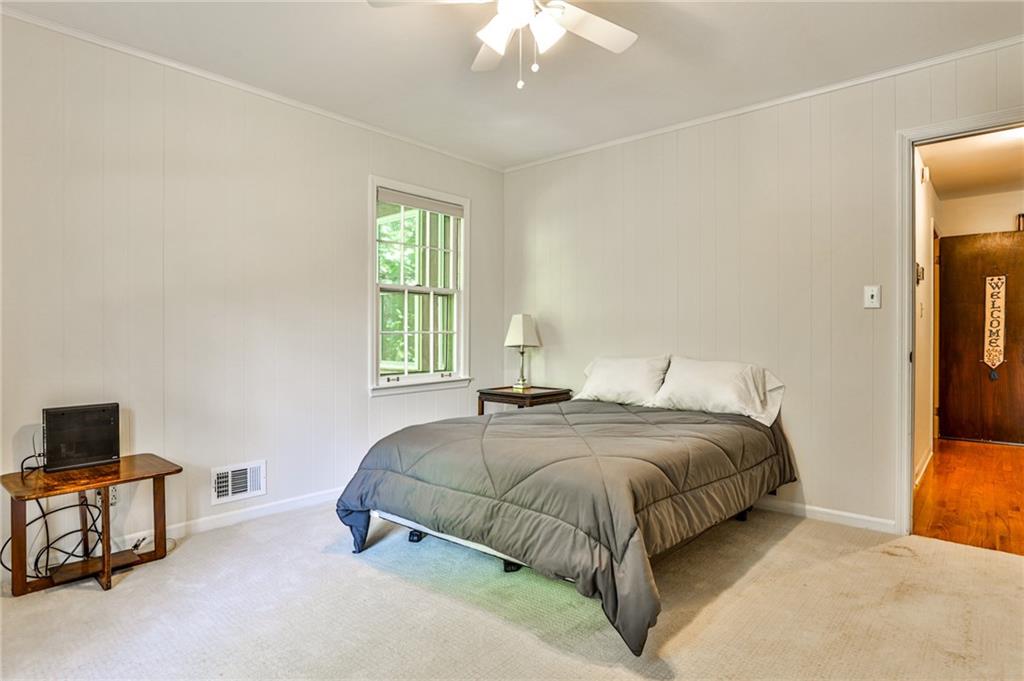 3346 Stratfield Drive NE