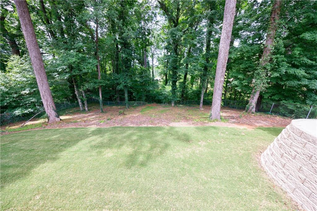 2559 Kingswood Drive