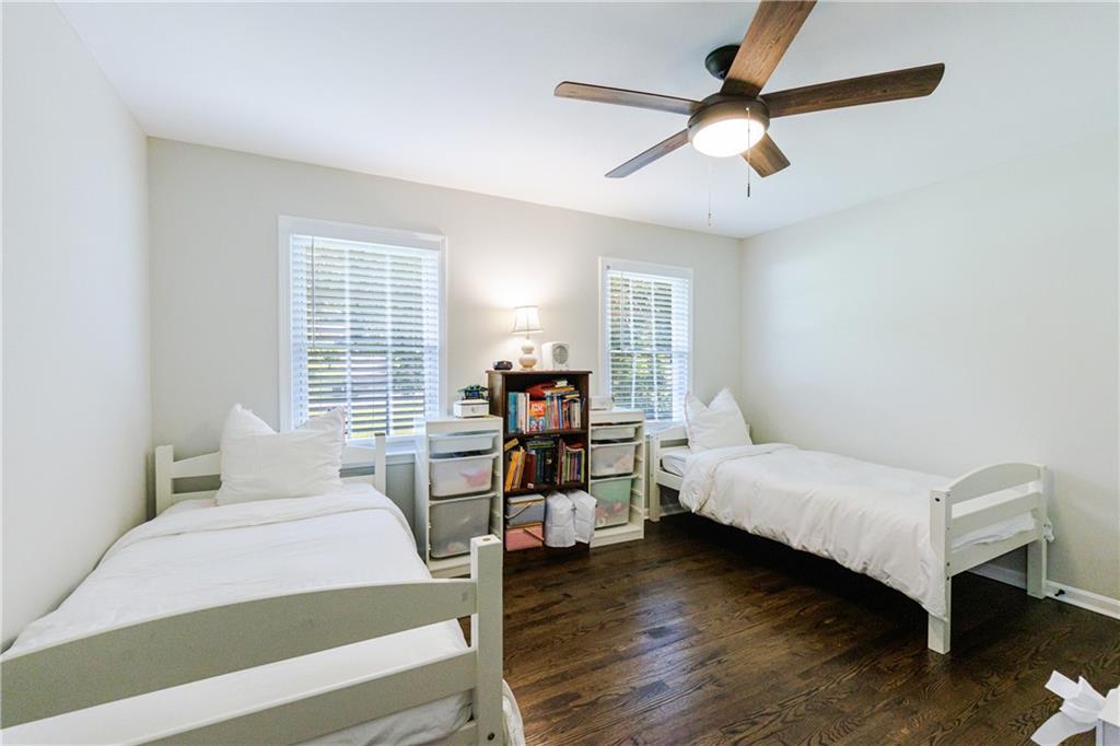 2559 Kingswood Drive