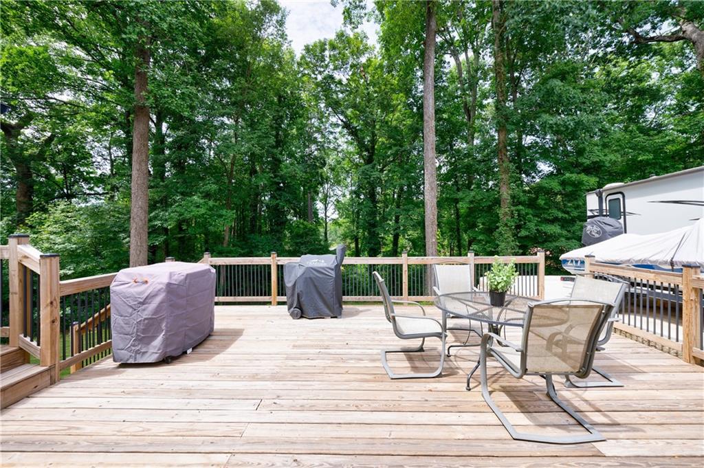 2559 Kingswood Drive