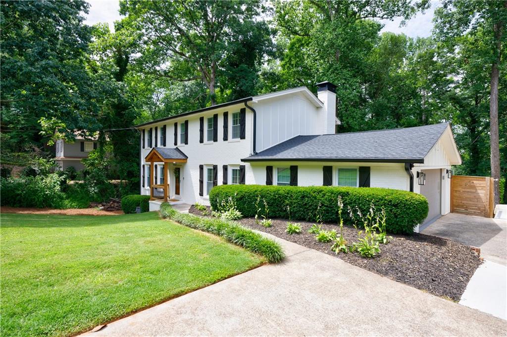 2559 Kingswood Drive