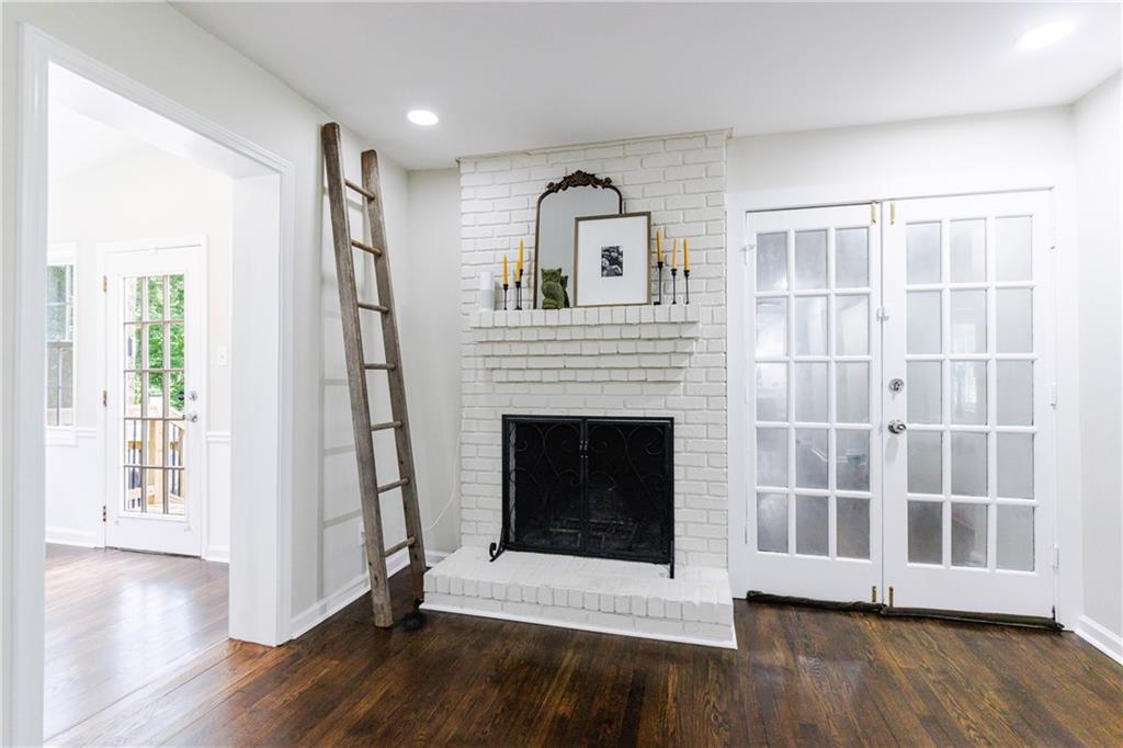 2559 Kingswood Drive