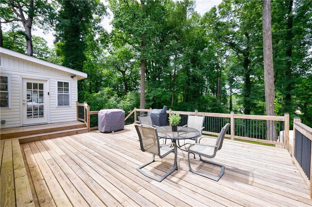 2559 Kingswood Drive