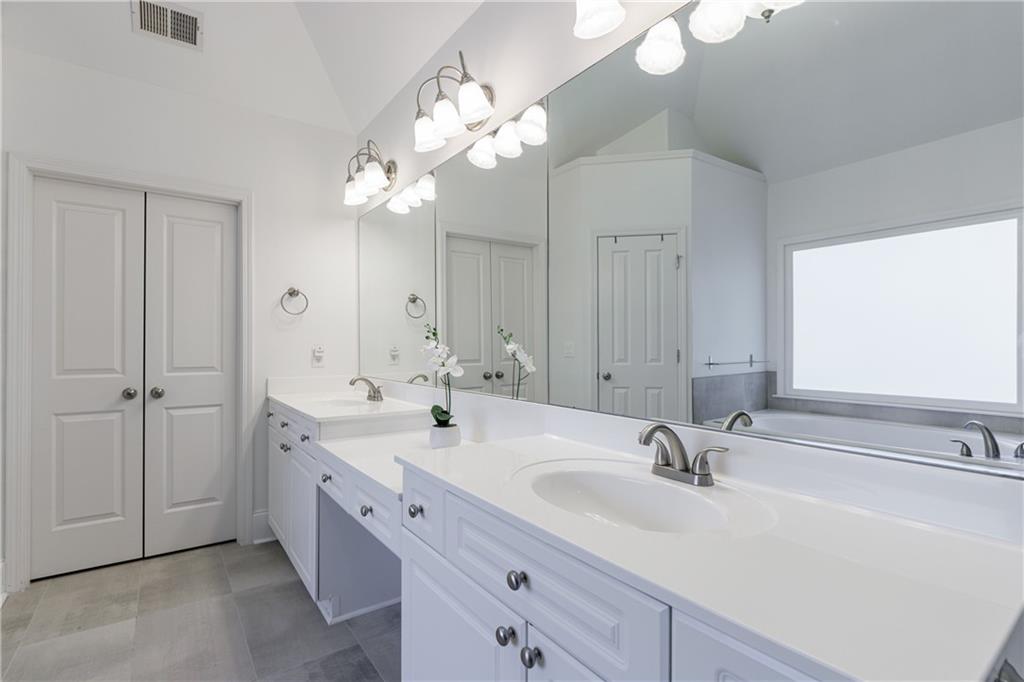 4508 Registry Place NW