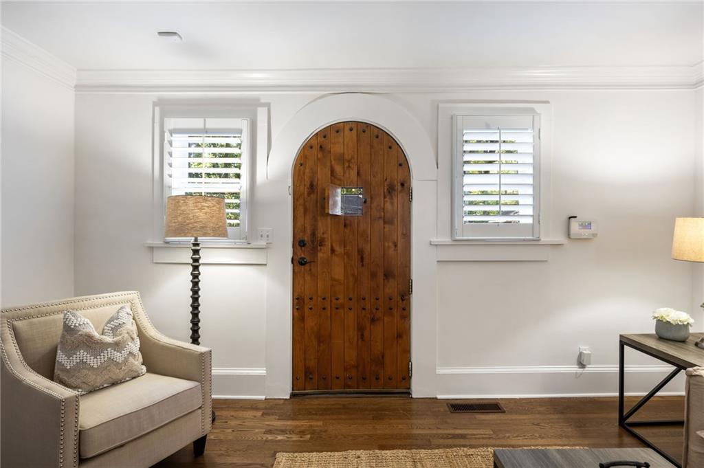 451 Burlington Road NE