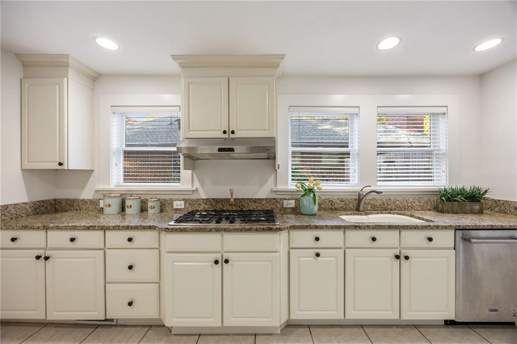 451 Burlington Road NE