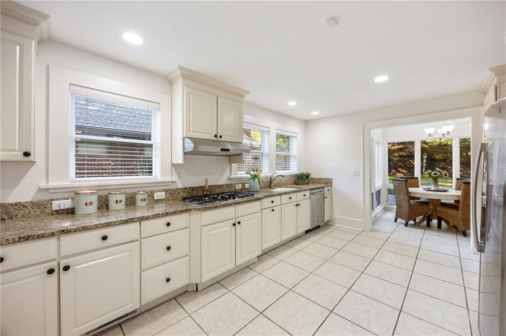 451 Burlington Road NE