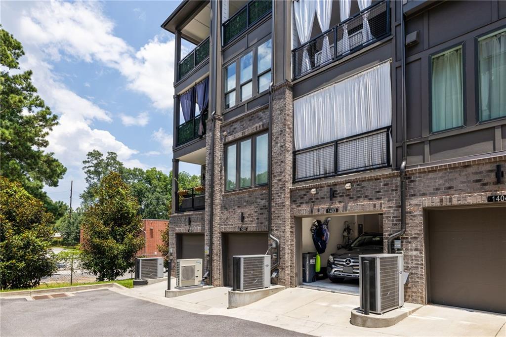 400 Pratt Drive SE Unit 1403